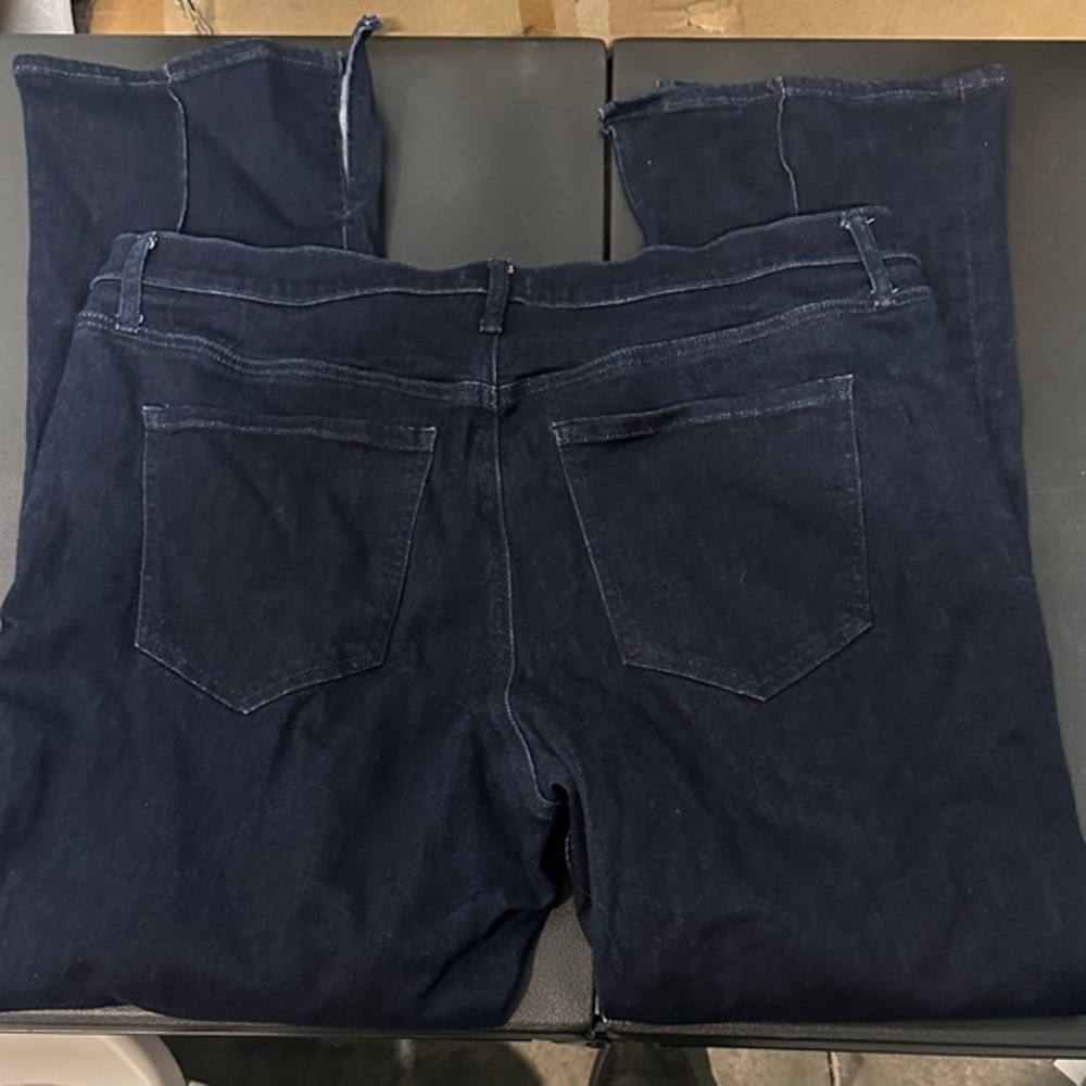 604.  Express Dark Blue Flare & Wide Leg Jeans size 16 short